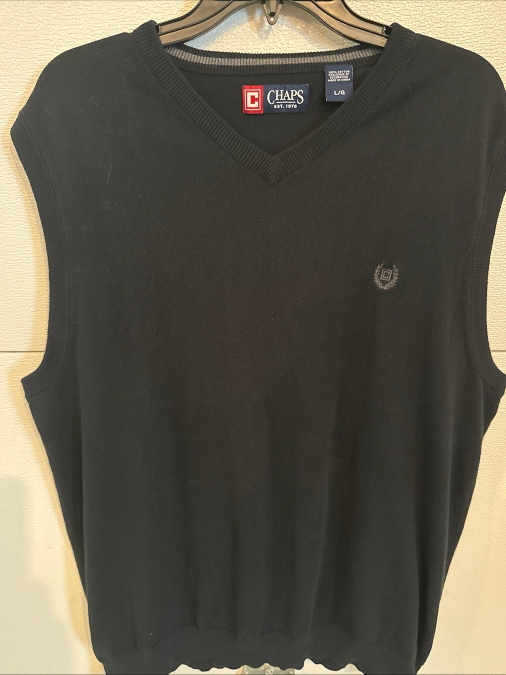 Chaps Men's Sweater Vest Large Black 100% Cotton V Neck Preppy Golf Classic